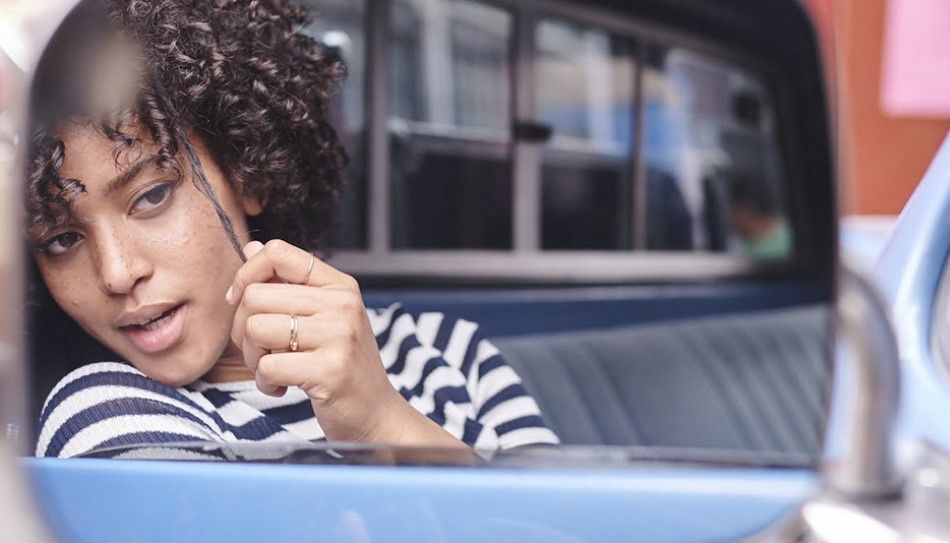 lavar corretamente o cabelo encaracolado