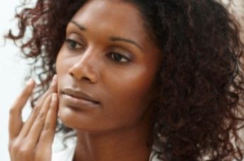 rotina pele adulta com acne