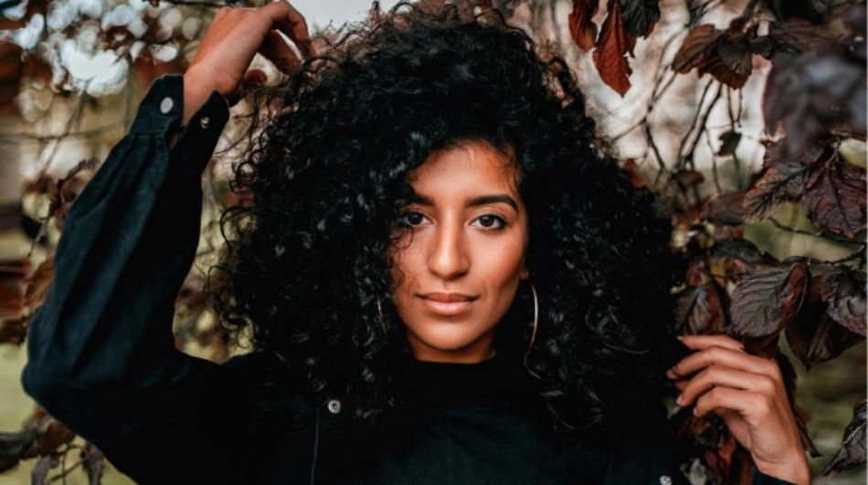 950 pelo encaracolado seco