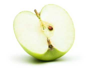 maçã partida ao meio